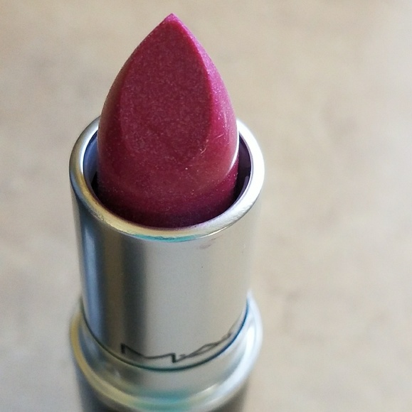 NWOT Mac Discontinued Lmtd. Ed Milan Mode Lipstick - Picture 2 of 4